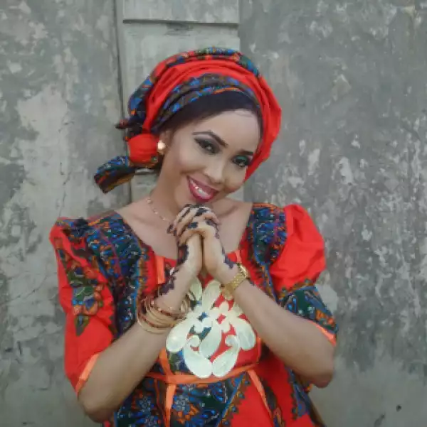 Photos: Hausa actress Ummi Ibrahim Zeezee says she is engaged to ex-president IBB